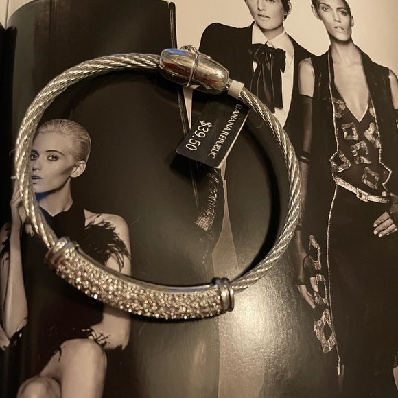 New - Banana republic bangle - Picture 1 of 3